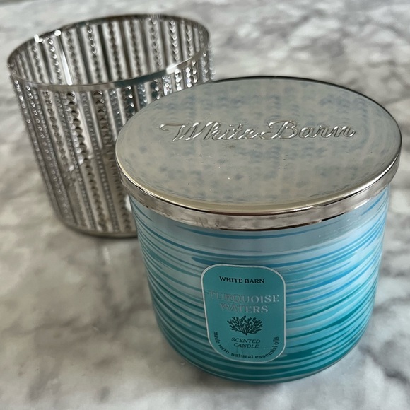 New Bath & Body Works Soy Candle and Silver Holder - Turquoise Waters Scent - Picture 6 of 11